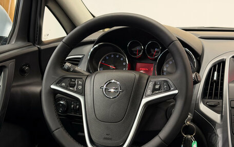 Opel Astra J, 2011 год, 900 000 рублей, 8 фотография