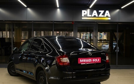Skoda Rapid I, 2019 год, 900 000 рублей, 3 фотография
