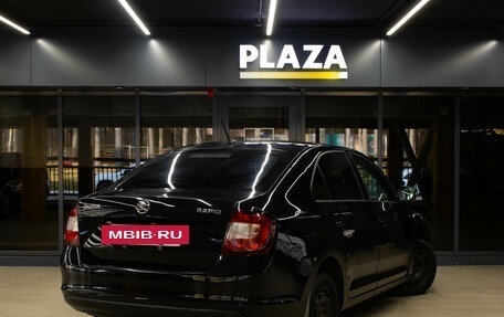 Skoda Rapid I, 2019 год, 900 000 рублей, 4 фотография