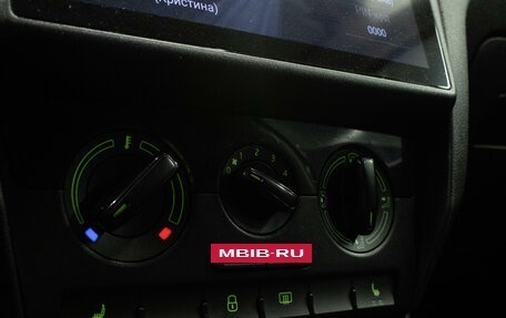 Skoda Rapid I, 2019 год, 900 000 рублей, 15 фотография