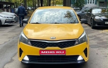 KIA Rio IV, 2021 год, 850 000 рублей, 1 фотография