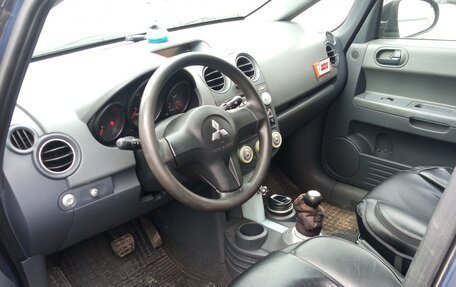 Mitsubishi Colt VI рестайлинг, 2006 год, 250 000 рублей, 7 фотография