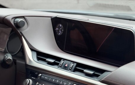 Lexus ES VII, 2021 год, 3 490 000 рублей, 16 фотография