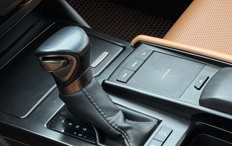 Lexus ES VII, 2021 год, 3 490 000 рублей, 17 фотография