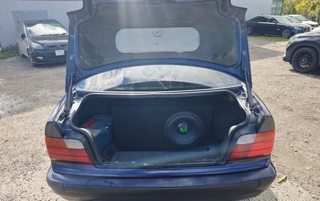 BMW 3 серия, 1993 год, 550 000 рублей, 15 фотография