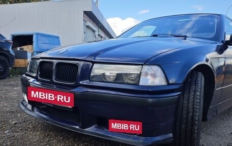 BMW 3 серия, 1993 год, 550 000 рублей, 13 фотография
