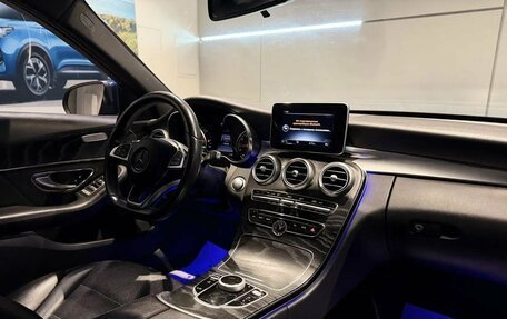 Mercedes-Benz C-Класс, 2016 год, 2 100 000 рублей, 15 фотография