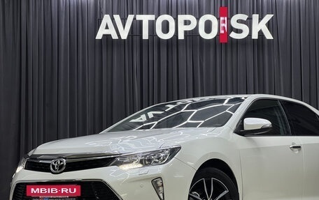Toyota Camry, 2017 год, 2 079 000 рублей, 6 фотография