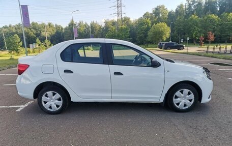 Renault Logan II, 2017 год, 580 000 рублей, 10 фотография