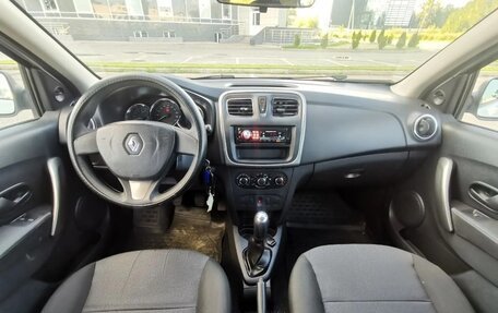 Renault Logan II, 2017 год, 580 000 рублей, 13 фотография