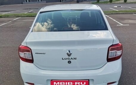 Renault Logan II, 2017 год, 580 000 рублей, 3 фотография