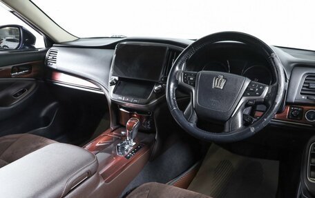 Toyota Crown, 2014 год, 2 199 000 рублей, 8 фотография