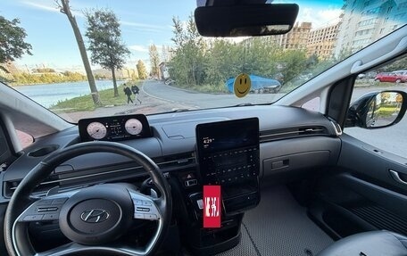 Hyundai Staria, 2023 год, 5 950 000 рублей, 6 фотография