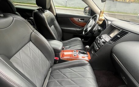 Infiniti QX70, 2016 год, 2 450 000 рублей, 6 фотография