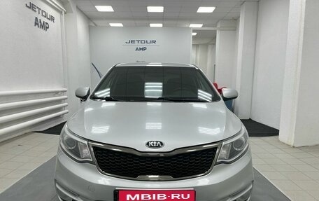 KIA Rio III рестайлинг, 2017 год, 995 000 рублей, 2 фотография