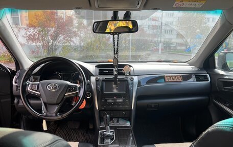 Toyota Camry, 2016 год, 1 950 000 рублей, 8 фотография