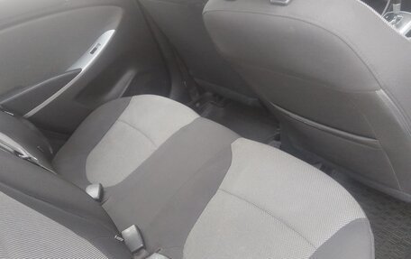 Hyundai Solaris II рестайлинг, 2011 год, 627 000 рублей, 12 фотография