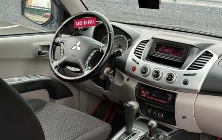 Mitsubishi L200 IV рестайлинг, 2012 год, 1 350 000 рублей, 7 фотография
