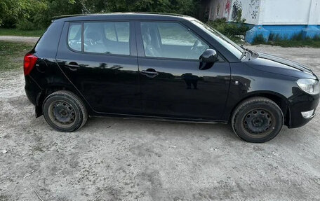 Skoda Fabia II, 2010 год, 415 000 рублей, 2 фотография