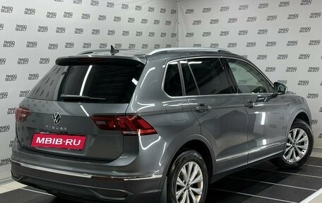 Volkswagen Tiguan II, 2021 год, 2 599 567 рублей, 2 фотография