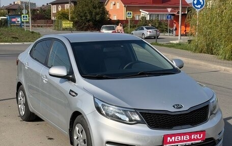 KIA Rio III рестайлинг, 2016 год, 870 000 рублей, 1 фотография