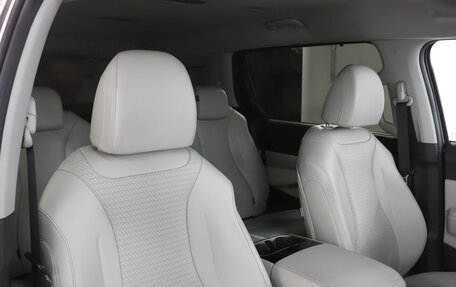 KIA Carnival, 2020 год, 3 900 000 рублей, 16 фотография
