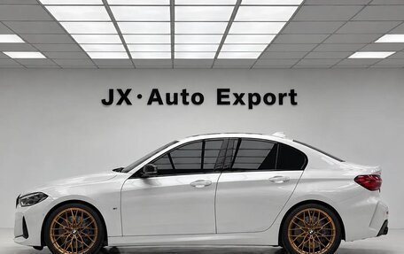 BMW 1 серия, 2022 год, 1 299 444 рублей, 2 фотография