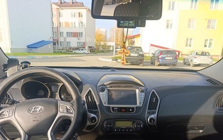 Hyundai ix35 I рестайлинг, 2010 год, 880 000 рублей, 7 фотография