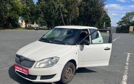 Skoda Fabia II, 2014 год, 480 000 рублей, 1 фотография