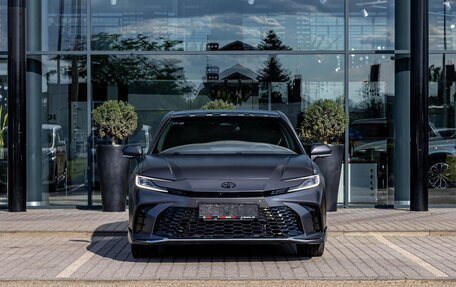 Toyota Camry, 2025 год, 3 395 000 рублей, 2 фотография
