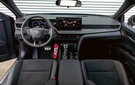 Toyota Camry, 2025 год, 3 395 000 рублей, 19 фотография