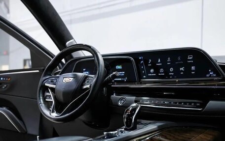 Cadillac Escalade V, 2023 год, 12 900 000 рублей, 17 фотография