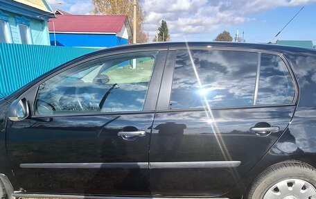 Volkswagen Golf V, 2006 год, 550 000 рублей, 3 фотография
