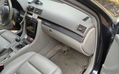 Audi A4, 2002 год, 500 000 рублей, 10 фотография
