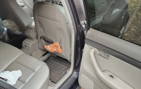 Audi A4, 2002 год, 500 000 рублей, 11 фотография