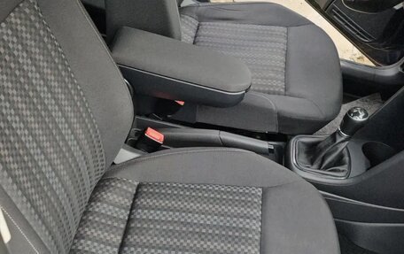 Volkswagen Polo VI (EU Market), 2015 год, 1 100 000 рублей, 7 фотография