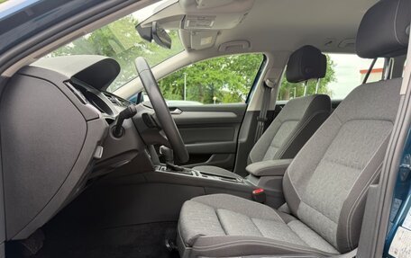 Volkswagen Passat B8 рестайлинг, 2023 год, 3 650 000 рублей, 7 фотография