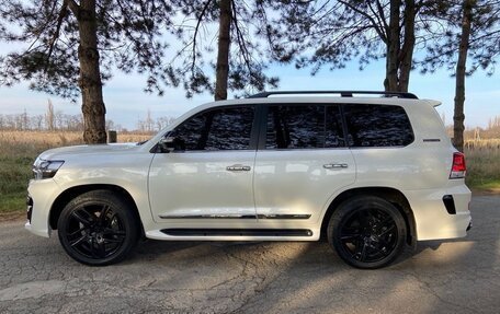 Toyota Land Cruiser 200, 2020 год, 8 500 000 рублей, 5 фотография