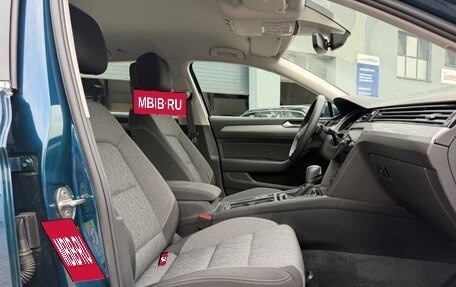 Volkswagen Passat B8 рестайлинг, 2023 год, 3 650 000 рублей, 10 фотография