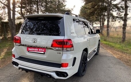 Toyota Land Cruiser 200, 2020 год, 8 500 000 рублей, 4 фотография