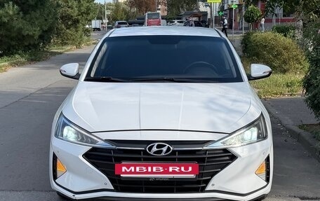 Hyundai Elantra VI рестайлинг, 2019 год, 1 350 000 рублей, 2 фотография