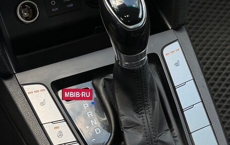 Hyundai Elantra VI рестайлинг, 2019 год, 1 350 000 рублей, 9 фотография