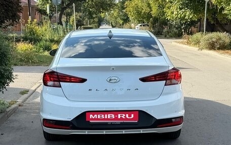 Hyundai Elantra VI рестайлинг, 2019 год, 1 350 000 рублей, 5 фотография