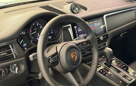 Porsche Macan I рестайлинг, 2025 год, 11 495 000 рублей, 21 фотография