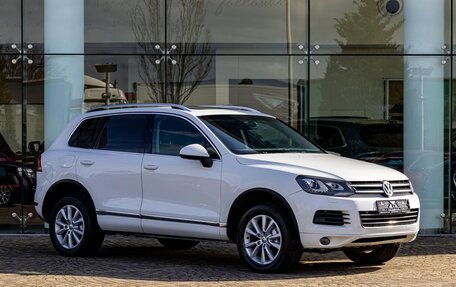 Volkswagen Touareg III, 2014 год, 2 235 000 рублей, 3 фотография