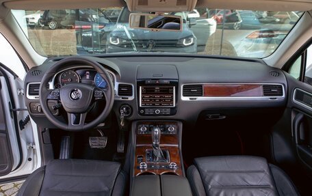 Volkswagen Touareg III, 2014 год, 2 235 000 рублей, 16 фотография