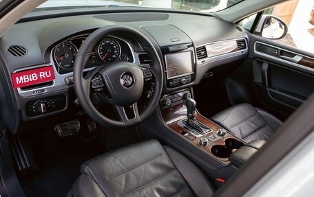 Volkswagen Touareg III, 2014 год, 2 235 000 рублей, 13 фотография