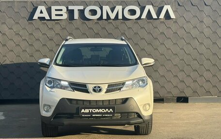 Toyota RAV4, 2014 год, 1 550 000 рублей, 3 фотография