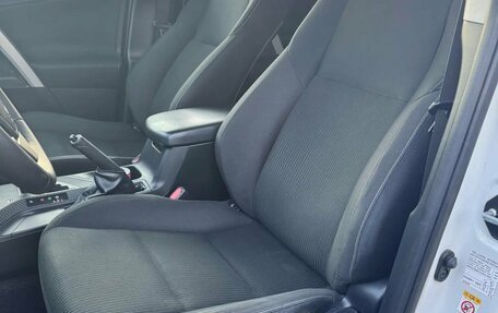 Toyota RAV4, 2014 год, 1 550 000 рублей, 16 фотография