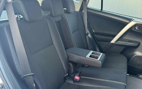 Toyota RAV4, 2014 год, 1 550 000 рублей, 22 фотография